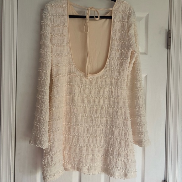 Textured White Long Sleeve Dress - Picture 5 of 6